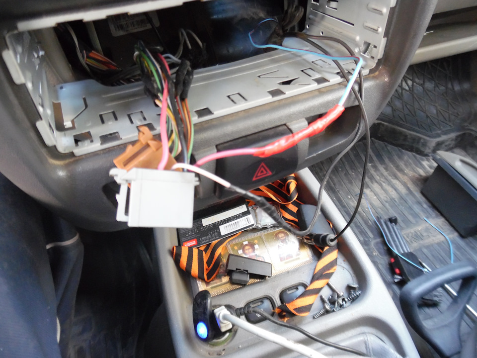 Подключение магнитолы от электропакета. — Lada Калина хэтчбек, 1,4 л ...