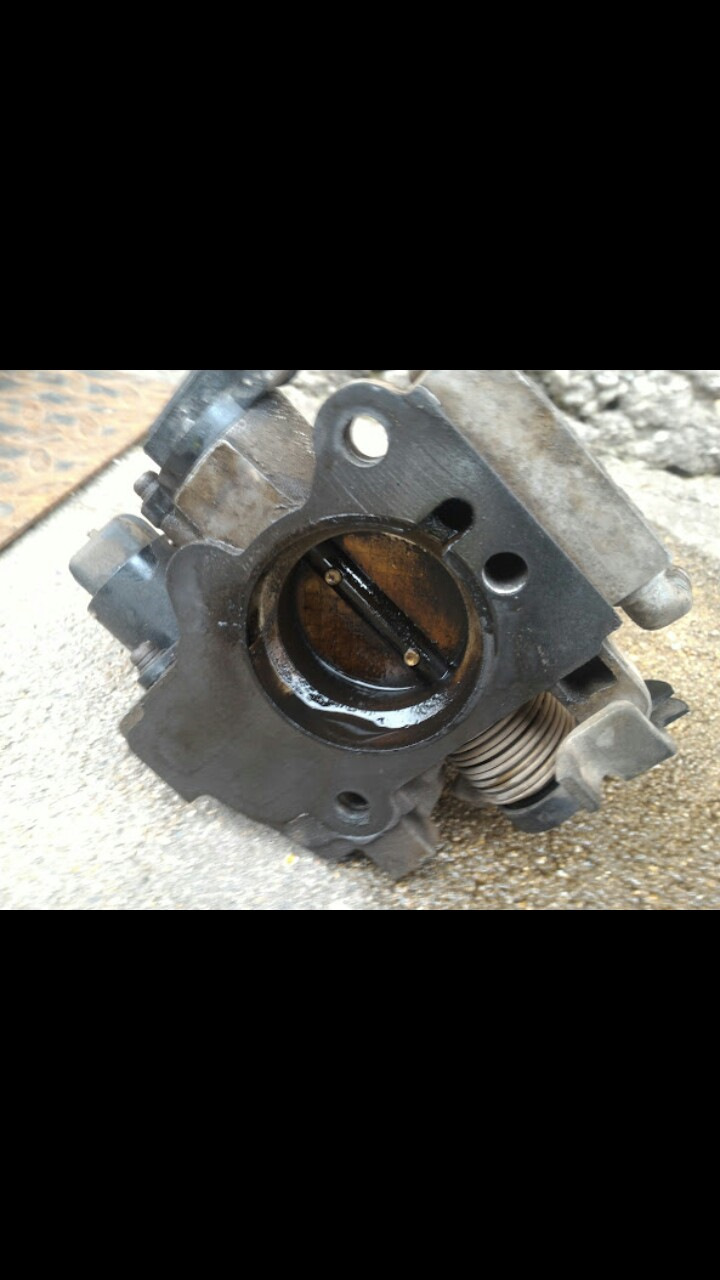 Говорят надо дросель чистить… — Lada 21104, 1,5 л, 2003 года | своими ...