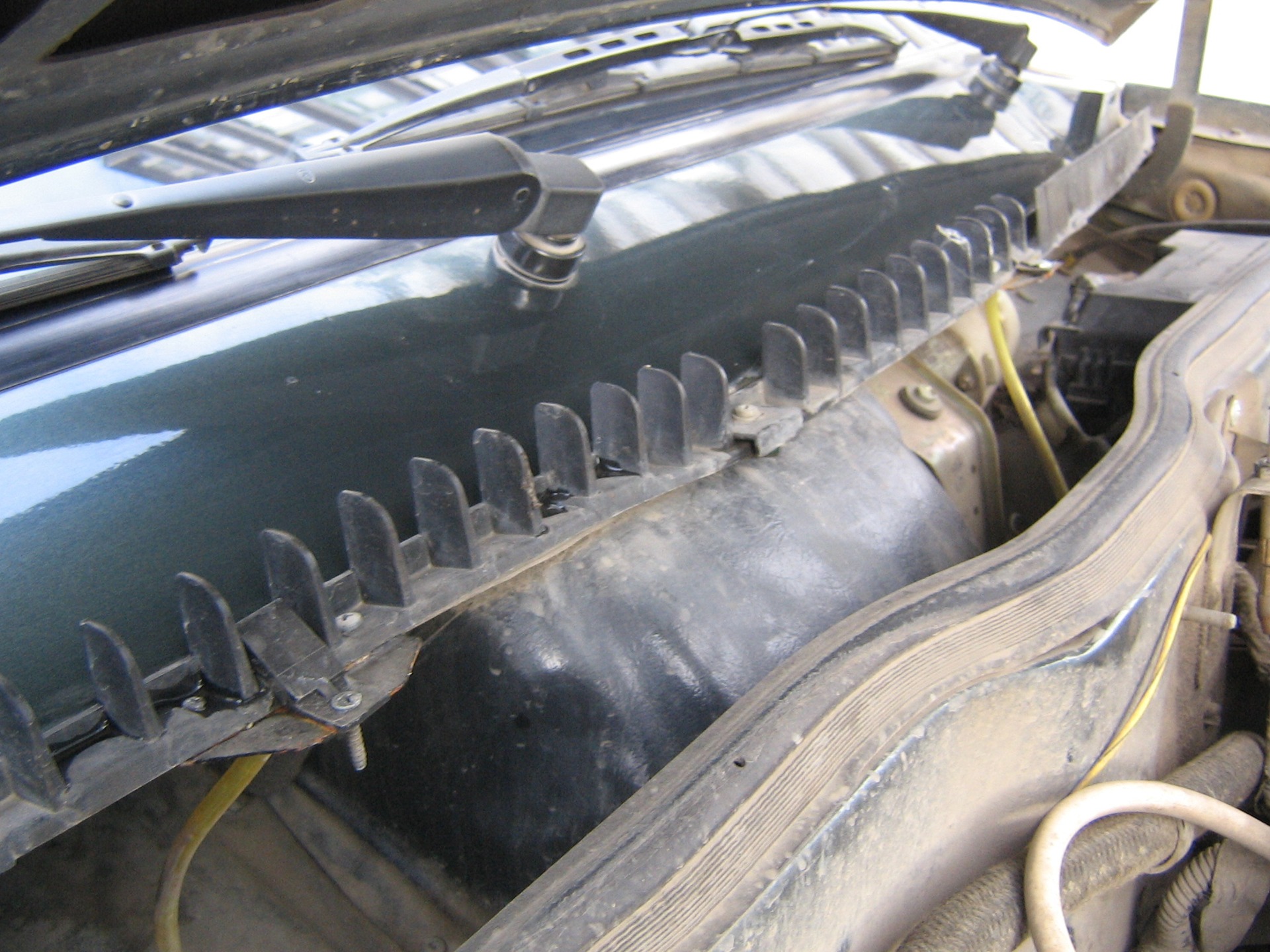 долой "брызгалки" с капота — LADA 2114, 1,5 л., 2006 года | тюнинг | DRIVE2