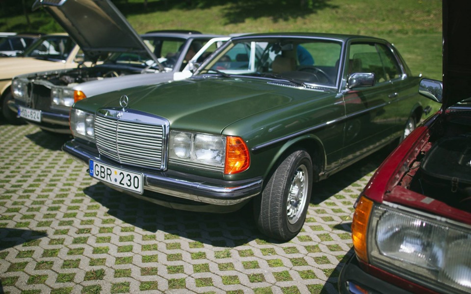 Фото в бортжурнале Mercedes-Benz 190 (W201)