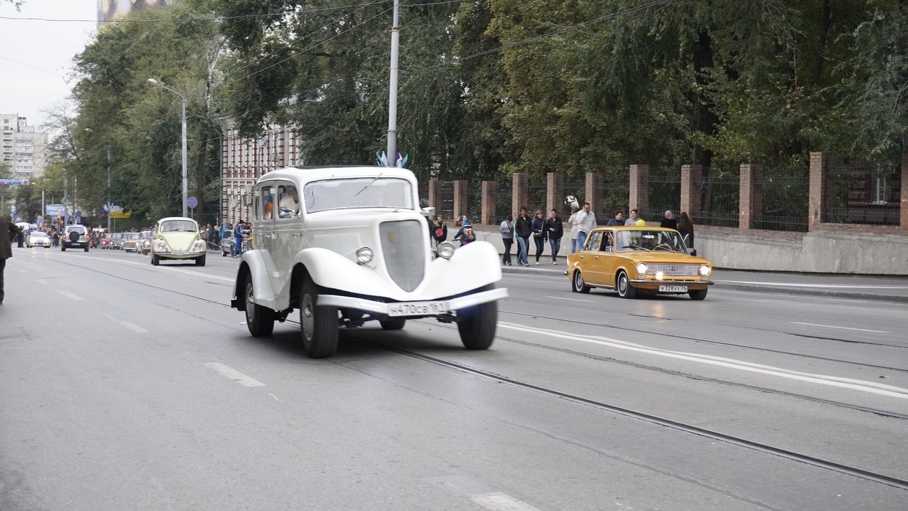 ГАЗ М1 2.4 бензиновый 1938 | 