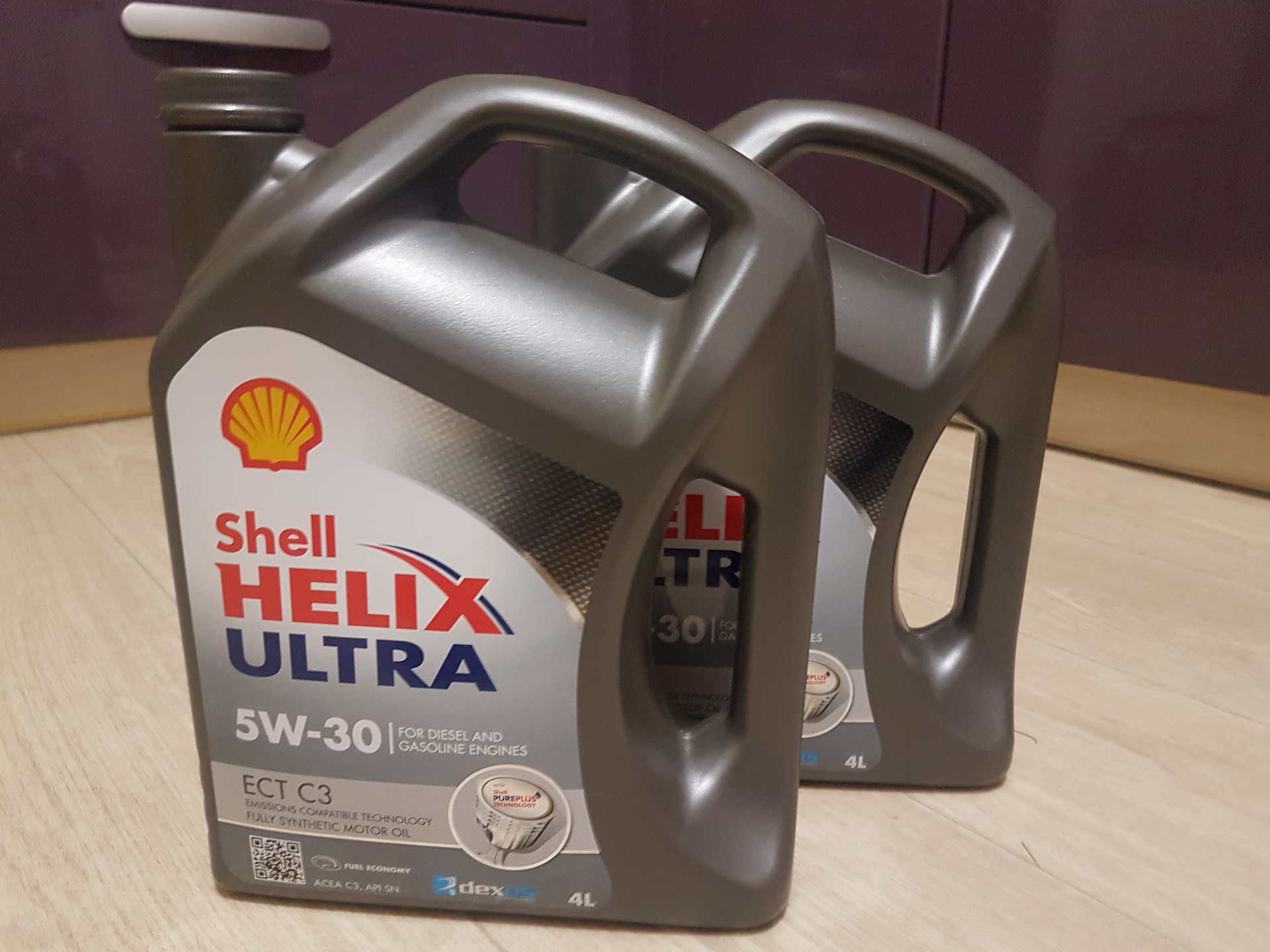 Купить моторное масло шелл хеликс ультра 5w40. BMW Shell Helix Ultra o-30. BMW Shell Helix Ultra ect. Идет к БМВ. Шелл для БМВ масло масло.