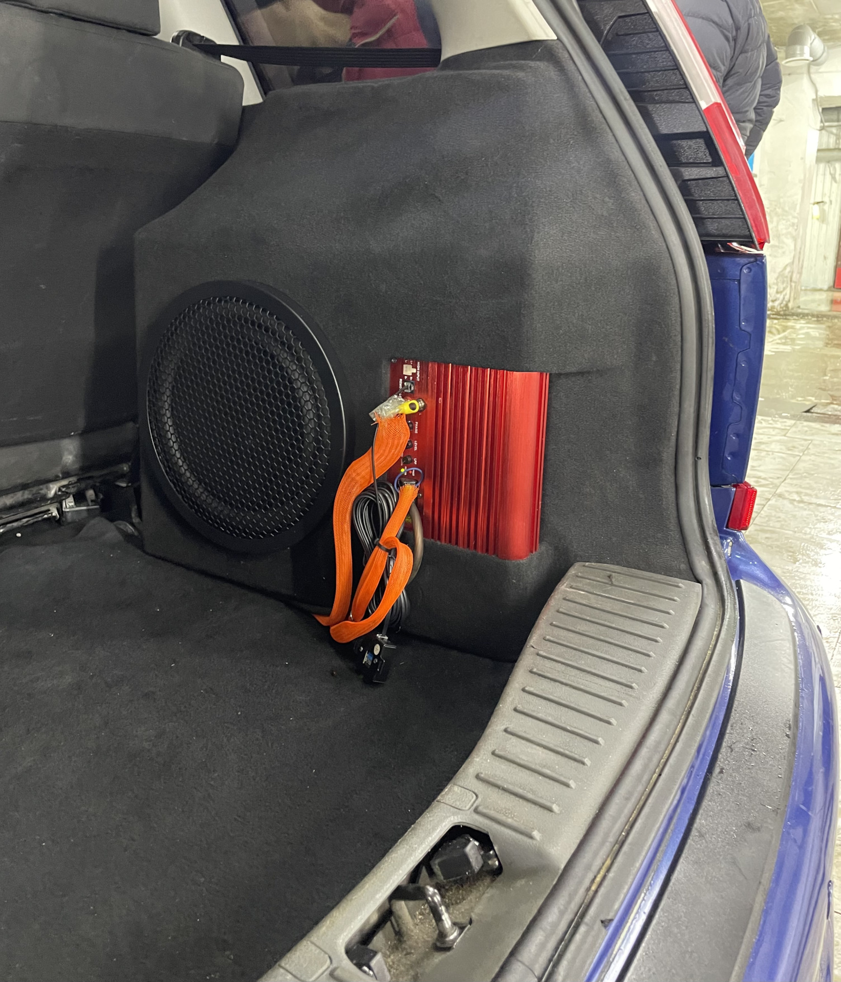 Сабвуфер стелс своими руками часть 2 — Ford C-Max I, 2 л, 2007 года ...