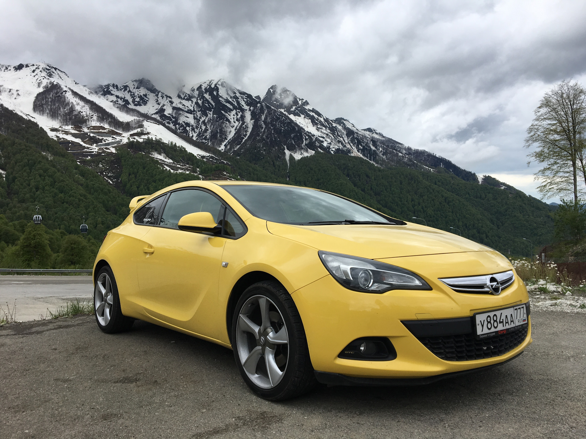 Opel Astra GTC Turbo 2020