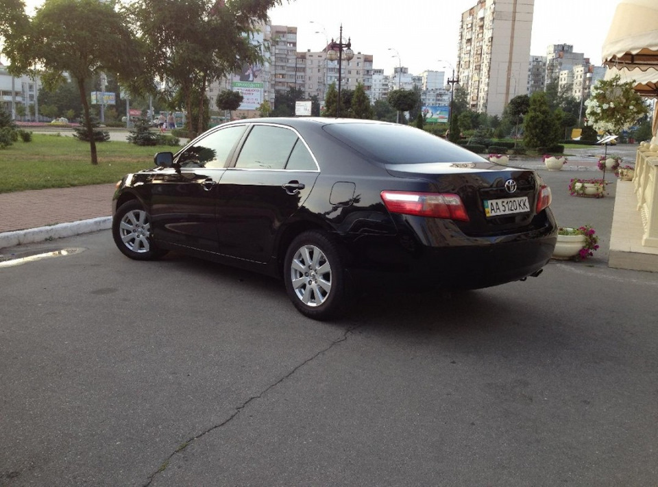 Camry v40