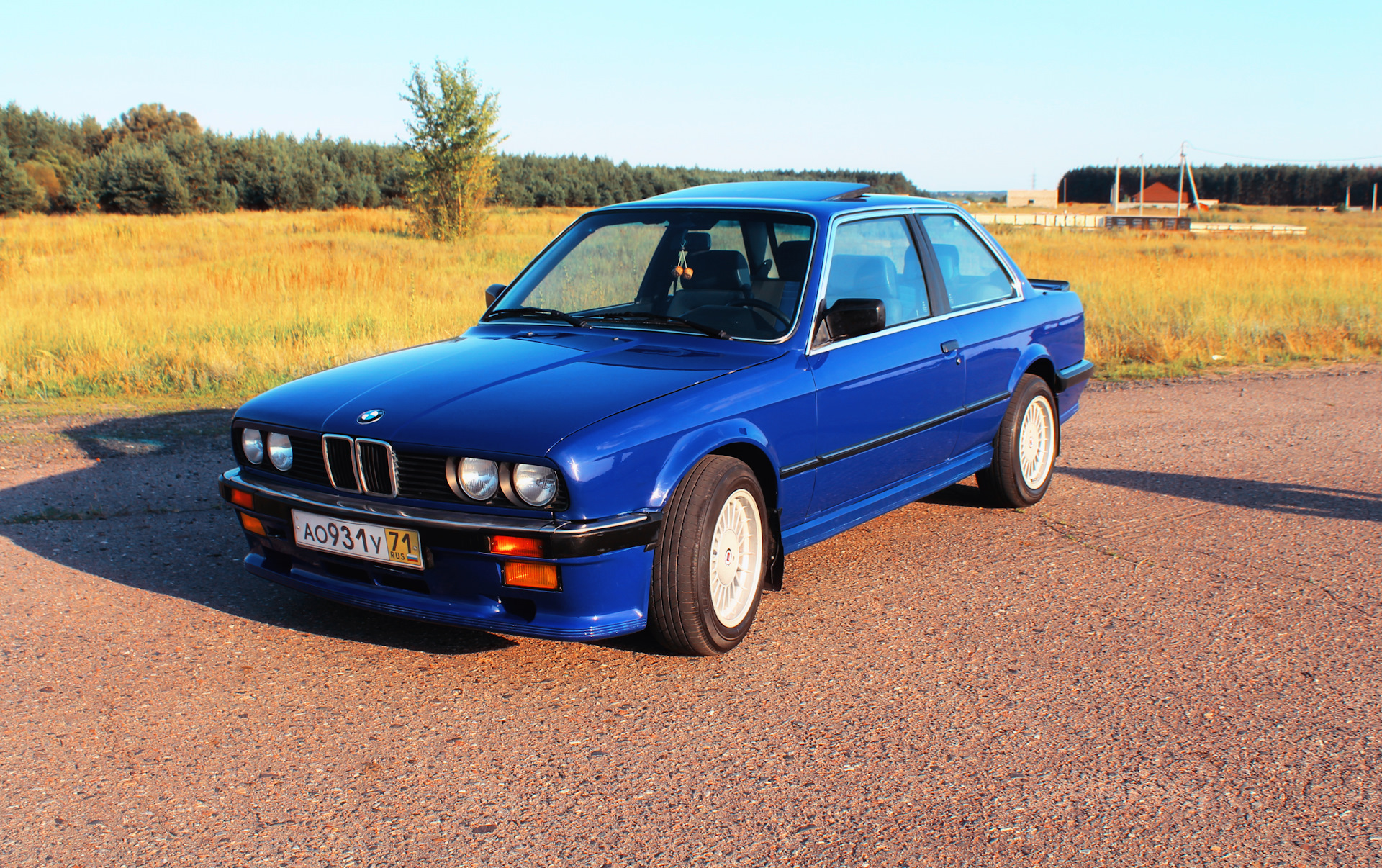 BMW 3 e30