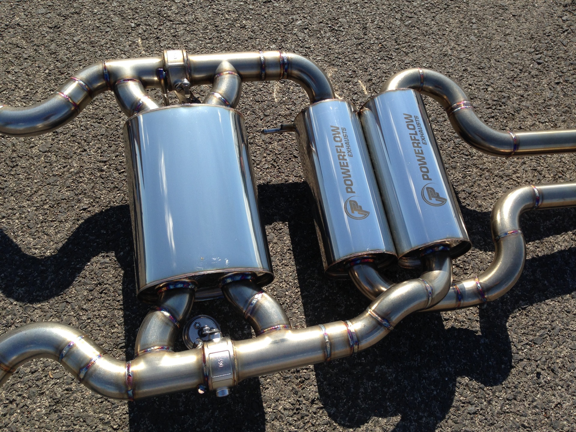 V exhaust. Выхлоп v21w. Выхлоп v6. Правильный выхлоп на v6. Раздельный выхлоп на v8.