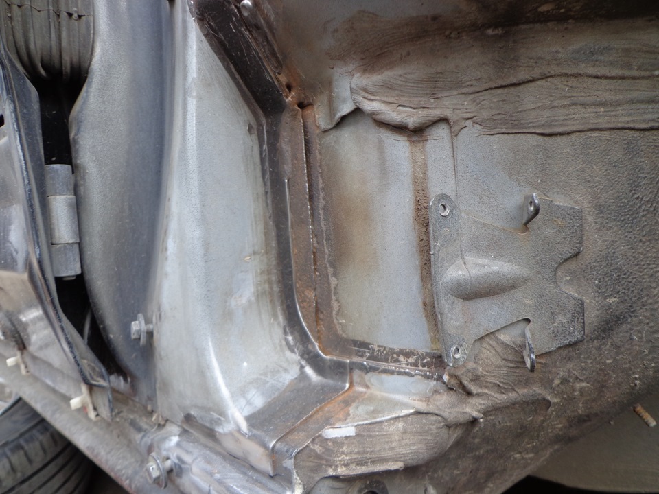 c63bdacs 960 Как определить заводской герметик на авто или нет