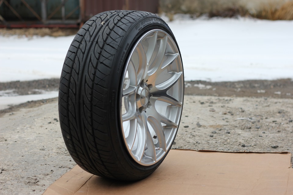 Dunlop sp sport. 215/40 R18 8j. 215/40 R18 8.5j. 215/45 R18 8.5j. 215/40/18 Октавия.