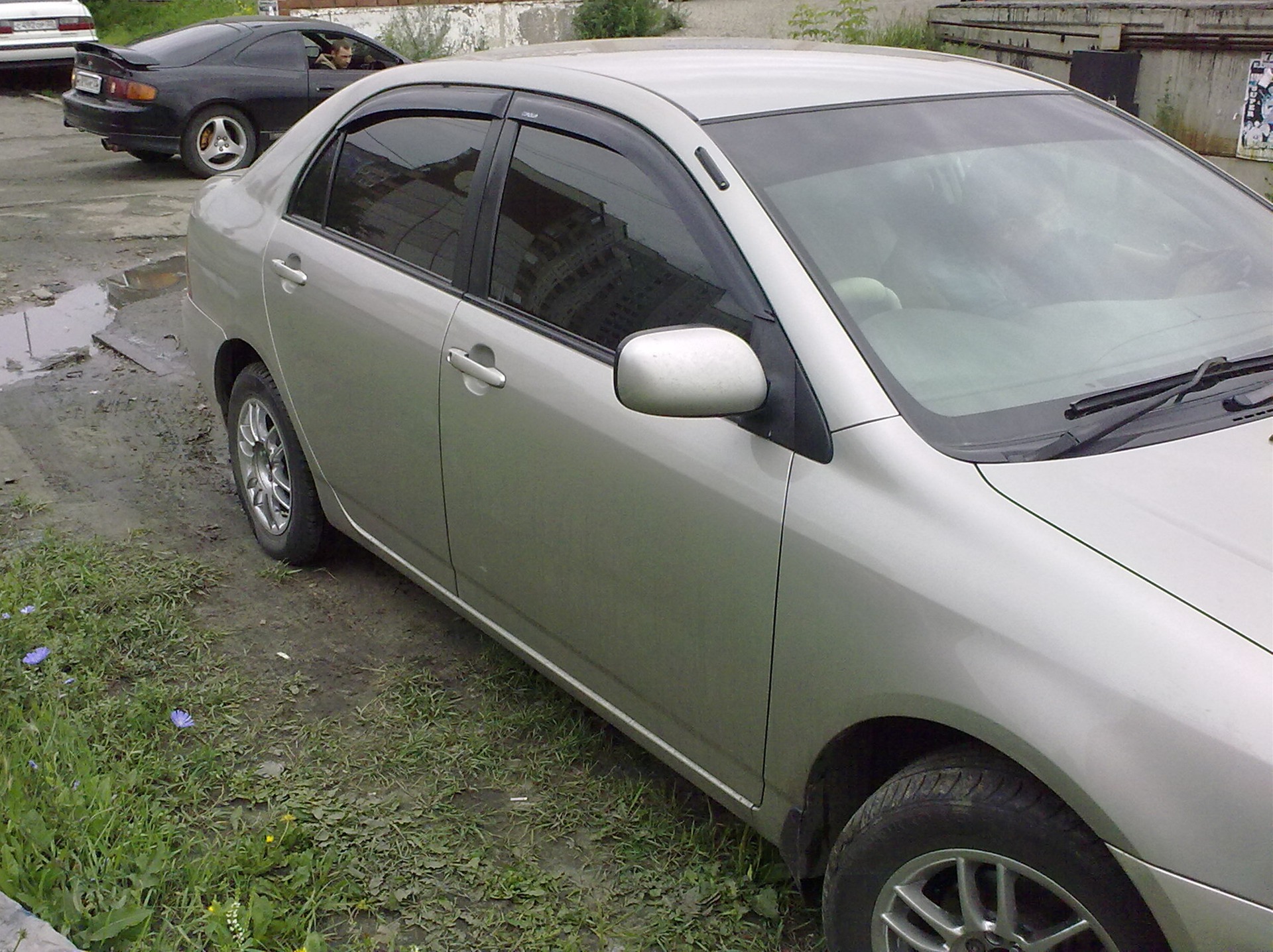    Toyota Corolla 05 2001 