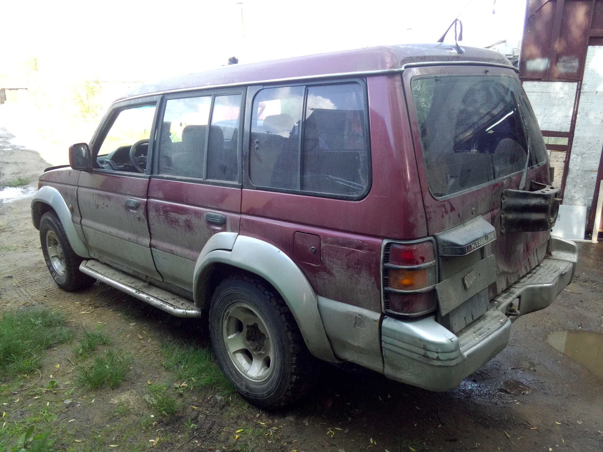 Разбираю паджеро 2. Mitsubishi Pajero 1992. Паджеро 2,4. Паджеро 2 1992. Мицубиси Паджеро 1992.