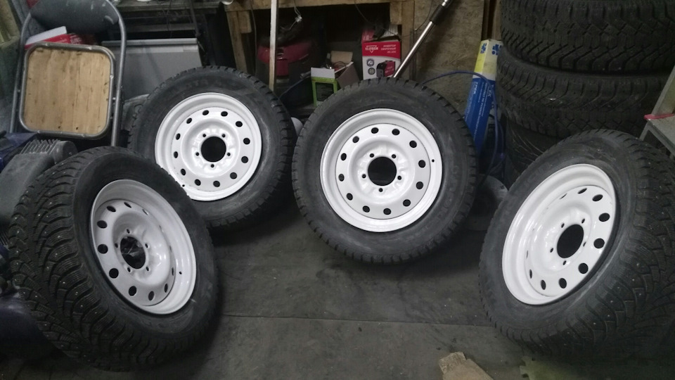 Хакапелита 4 235/60/16, диски от Симбира & BBS RS R17 — Lada 4x4 3D, 1 ...