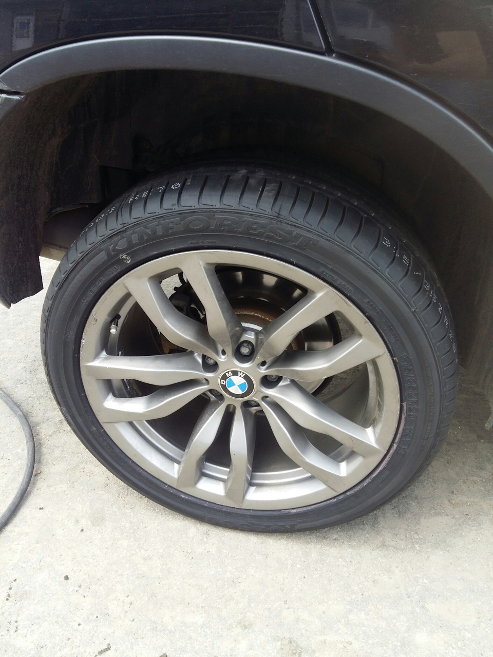 Фото в бортжурнале BMW X5 (E53)