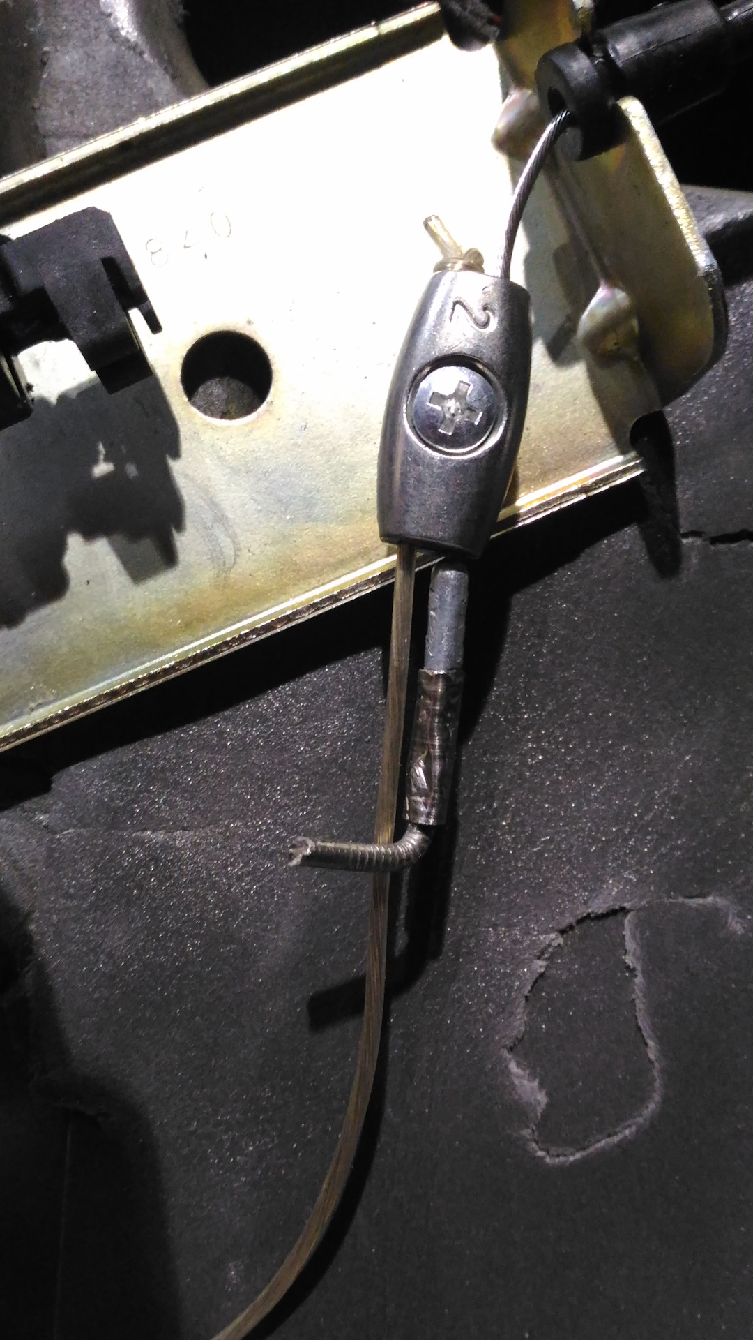 Замок багажника и как перестать его вскрывать на закрытой машине — Land ...