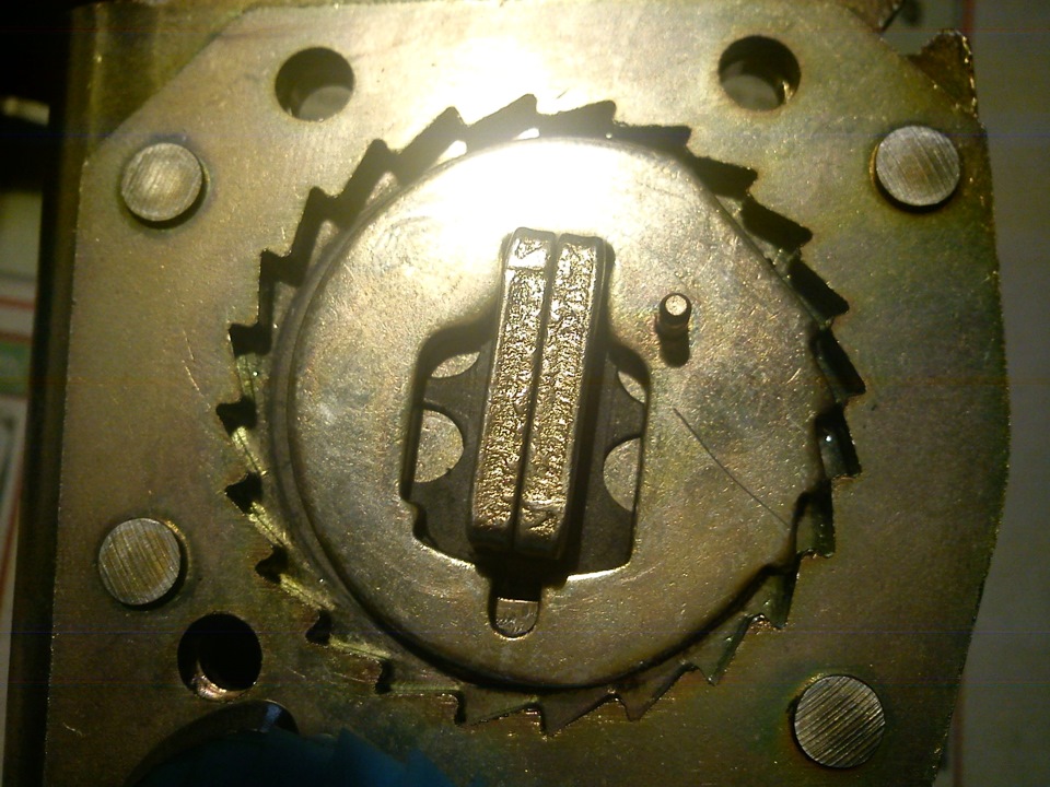 5. Инерционный ремень безопасности — Lada 2115, 1,5 л, 2003 года ...