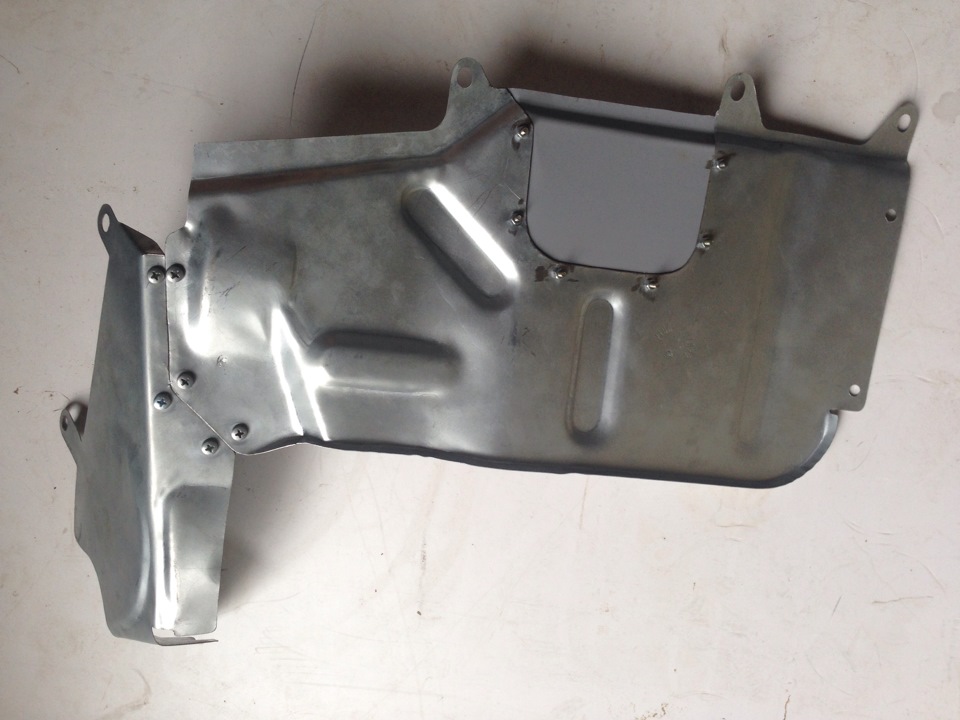 Пыльник двигателя ваз 2115. Пыльник двигателя ваз 2101. Грязезащитный щиток моторного отсека. Пыльник двигателя для гольф 3 1. Пыльник двс нива шевроле.