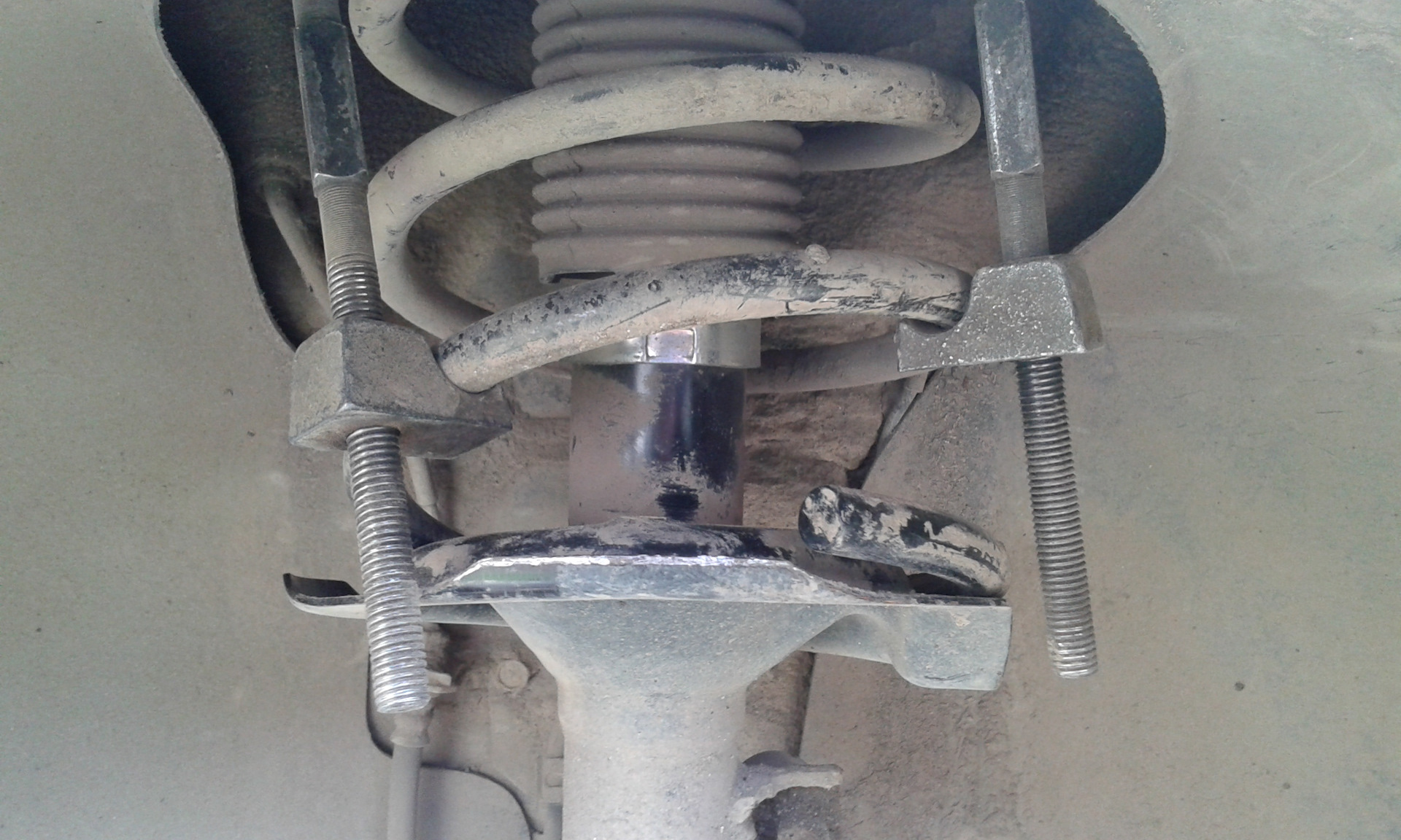 Резинки под пружины. — Mitsubishi Lancer Sportback, 1,8 л., 2008 года ...
