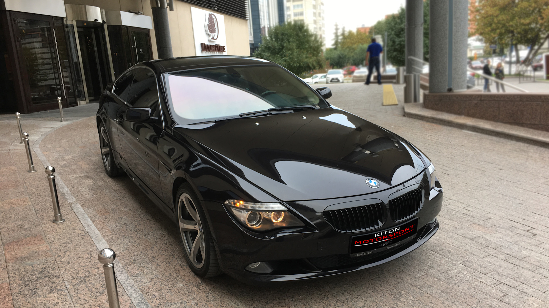 BMW 6 e63 сатин Блэк