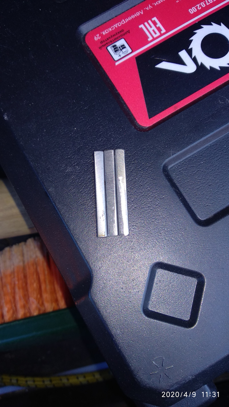 Расскажем о рено логан стучит рулевая рейка что делать