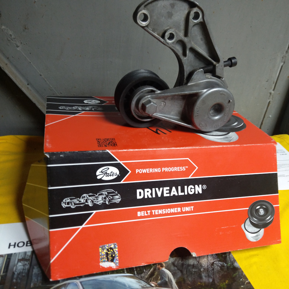 Натяжитель ремня. — Volkswagen Touareg (2G), 3,6 л, 2013 года | своими ...