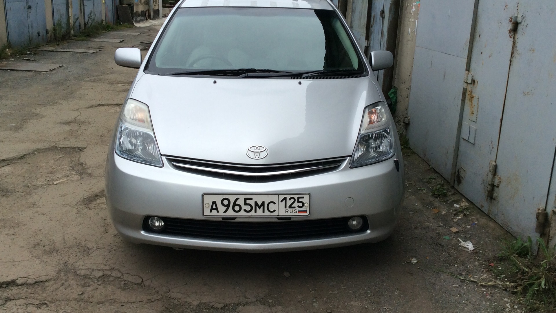 Toyota Prius (20) 1.5 гибридный 2007 | S Touring Selection на DRIVE2