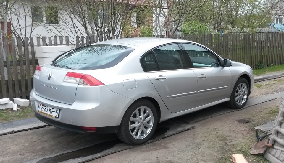 Лагуна 3 дизель. Диски Рено Лагуна 3. Renault Laguna 3 r18. Renault Laguna 3 r19. Renault Laguna 3 диски r17.