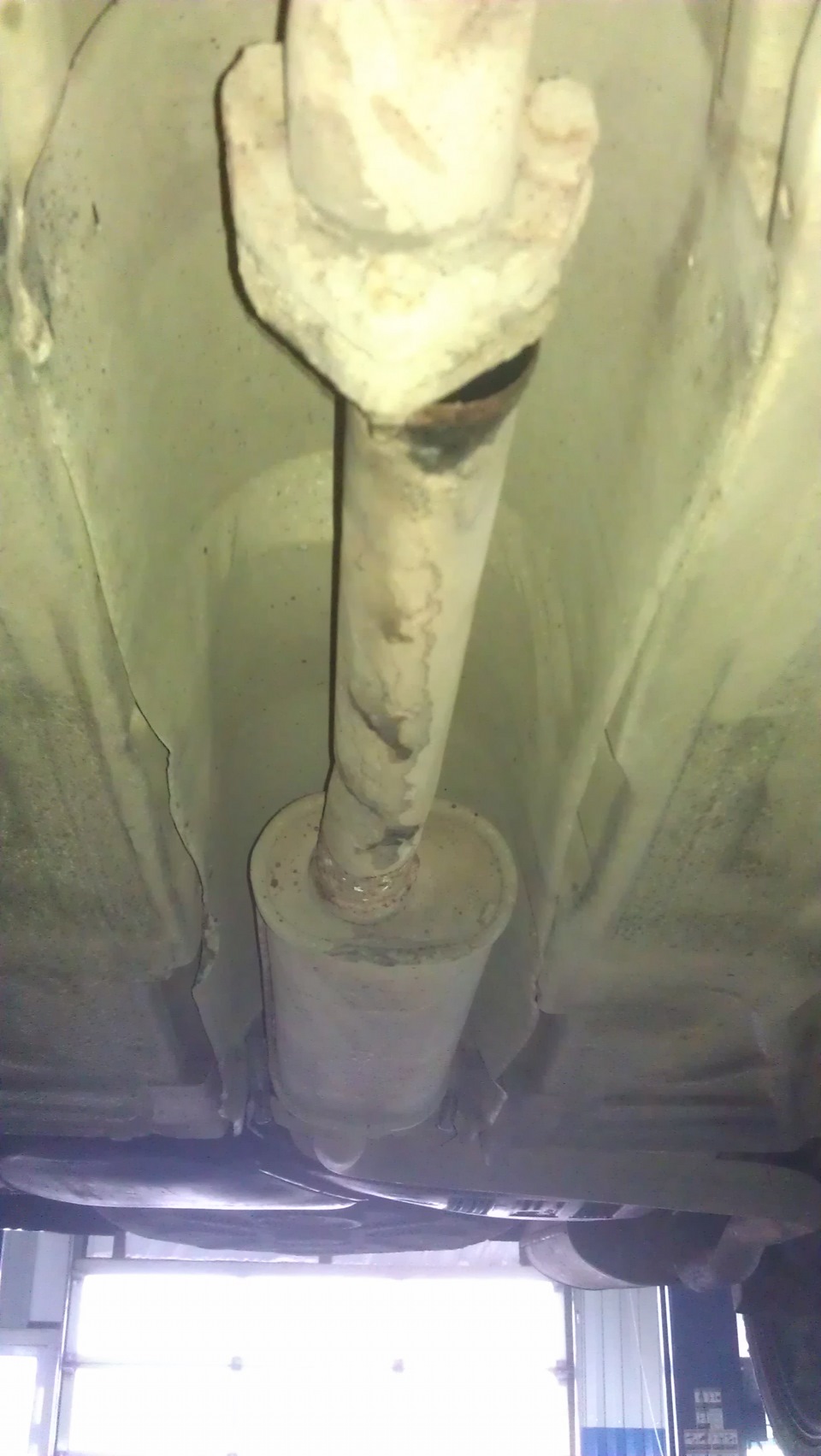 Расскажем о прогорела труба глушителя что делать