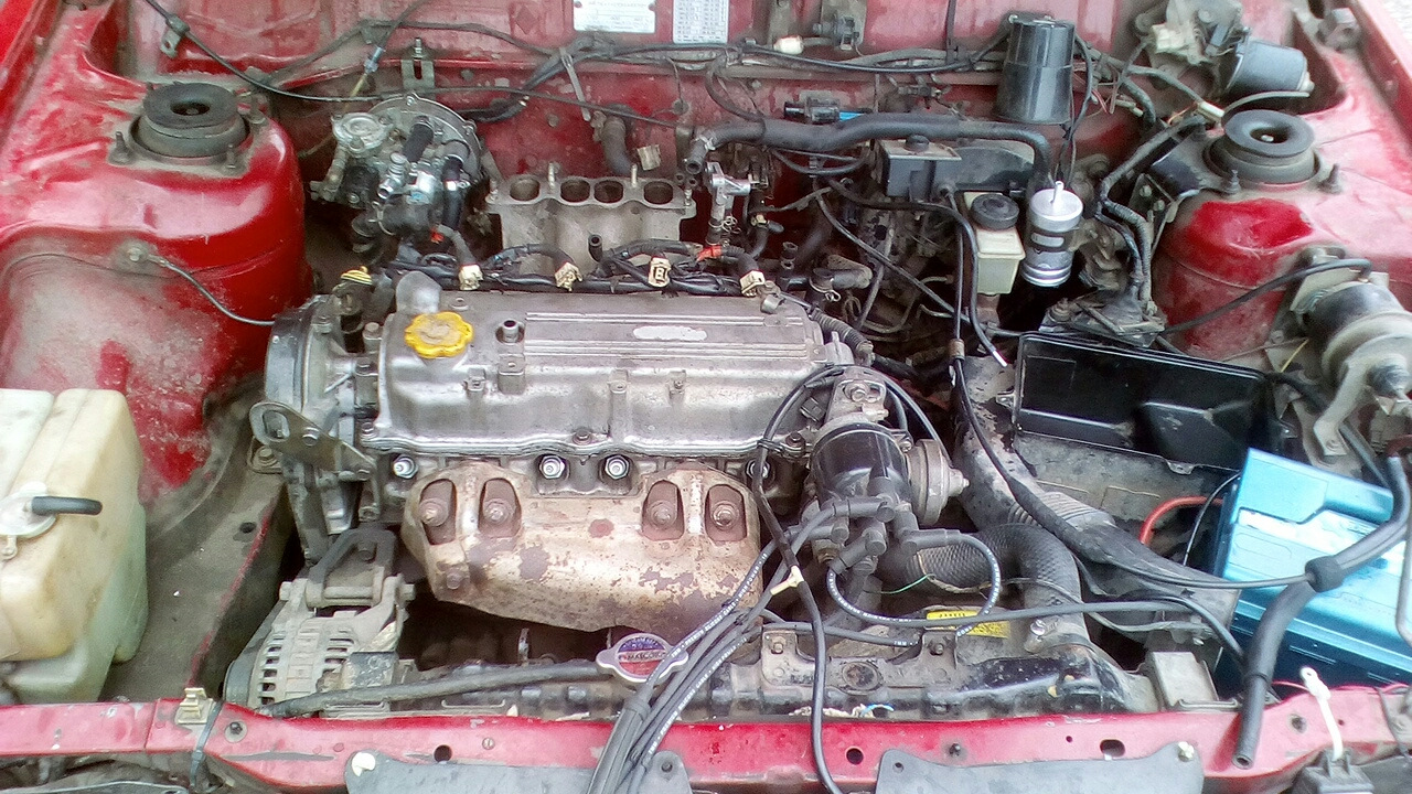 5 mazda 323 bf. Мазда 626 fe 2. Под капотом мазда 626 пу 1993. 2. Мазда инжектор.