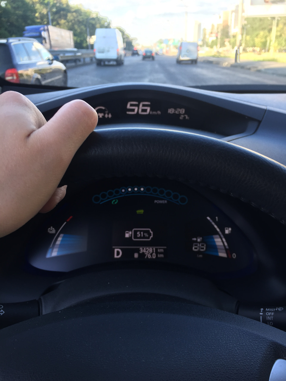 Фото в бортжурнале Nissan Leaf (1G)