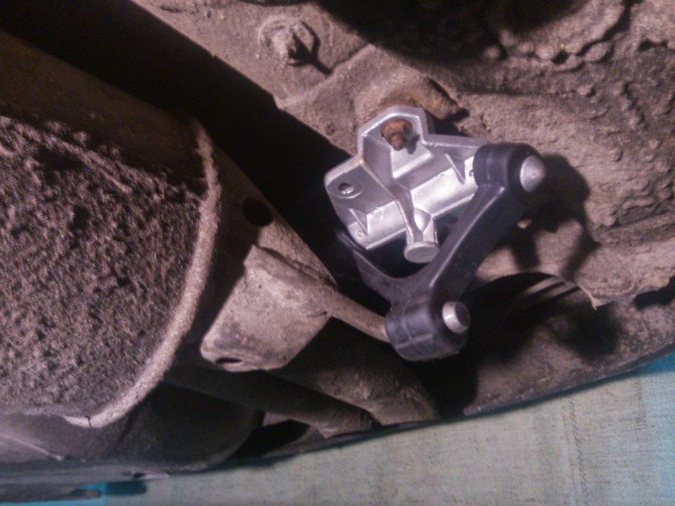 Чуть глушак на землю не хлопнулся. — Audi A6 Avant (C5), 1,9 л, 1999 ...