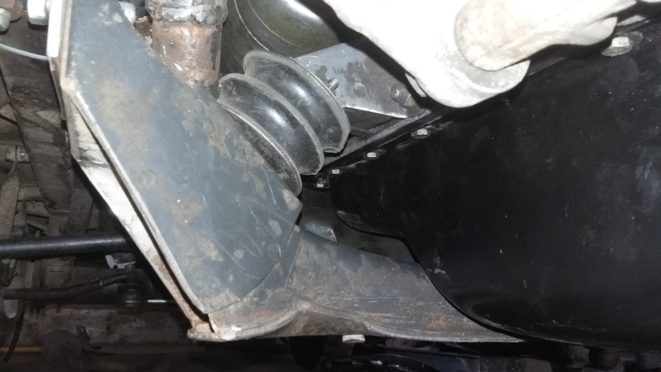 Крепление под двигатель — ЛуАЗ 969, 1,5 л, 1985 года | своими руками ...