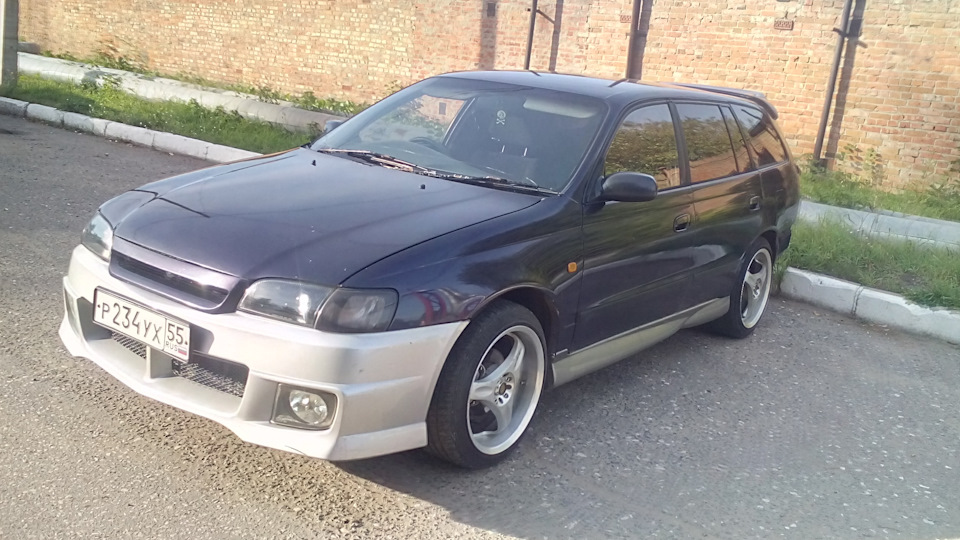 Тойота калдина 95. Калдина на rays 17. Калдина с обвесами 1995. Rays Volk Racing c-Ultra r17. Caldina 25v цвет.