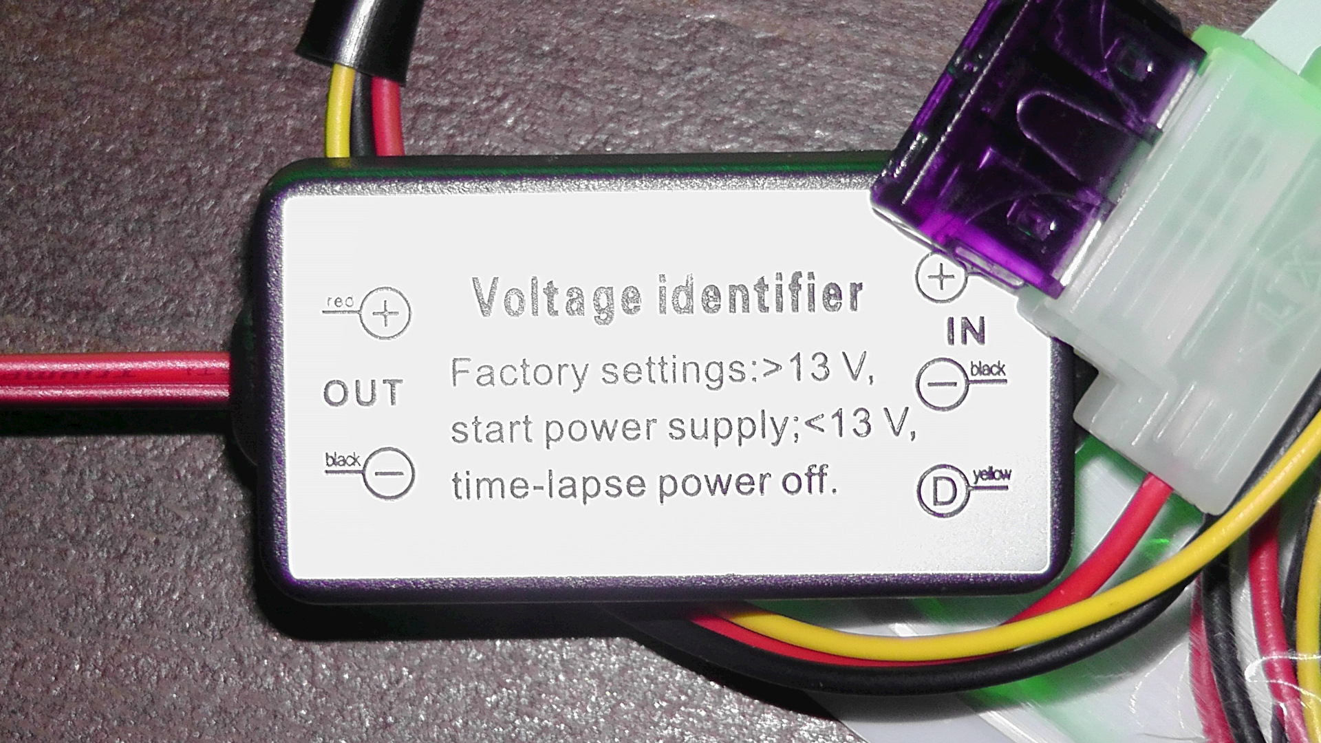 Вольтаж. Voltage identifier схема. Подключение Voltage identifier. Блок управления дневными ходовыми огнями на Ниссан Кашкай.