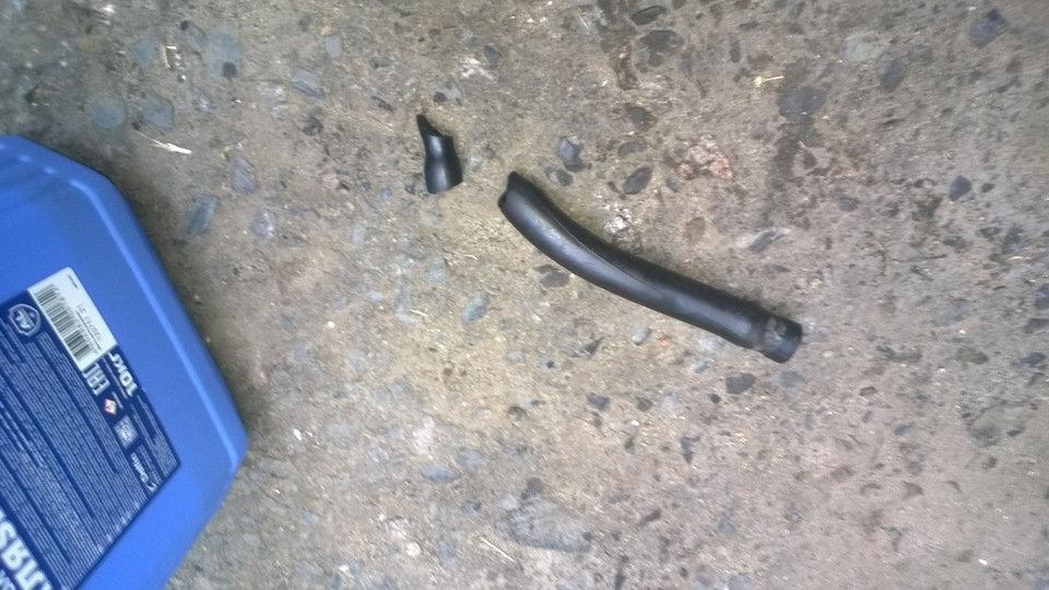 Греется и гонит тосол из расширительного Бака — Audi 100 (C3), 1,8 л ...