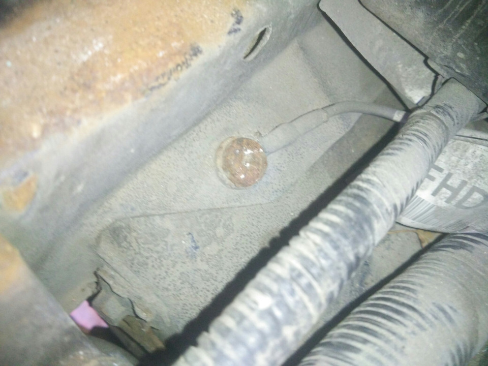 Замена полуосей. Стойки стаба. Тормозные колодки на перед. Ремень и ...