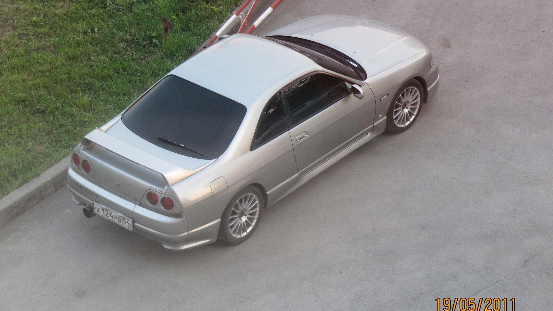 Nissan Skyline (R33) 2.5 бензиновый 1996 | 2,5 задний привод, палка на  DRIVE2