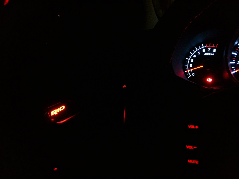 Подсветка кнопок киа. Ambient подсветка Kia Rio 3. Подсветка Киа Рио 2 2012. Подсветка Kia Rio 4. Подсветка Киа Рио 3 2012.