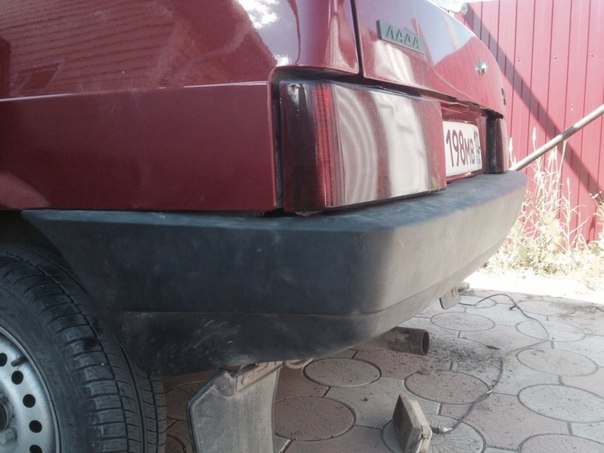 Ваз 21099 без заднего бампера. Подтяжка переднего бампера ваз 21099. Подтяжка бампера ваз 2109. Губа на бампер 2108. Ваз 2109 без заднего бампера.