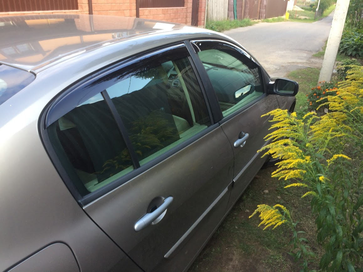 дефлекторы окон рено меган 2. дефлектор окон рено меган 4. дефлекторы окон рено меган 2. дефлекторы окон рено меган 2. ветровики рено меган 2.