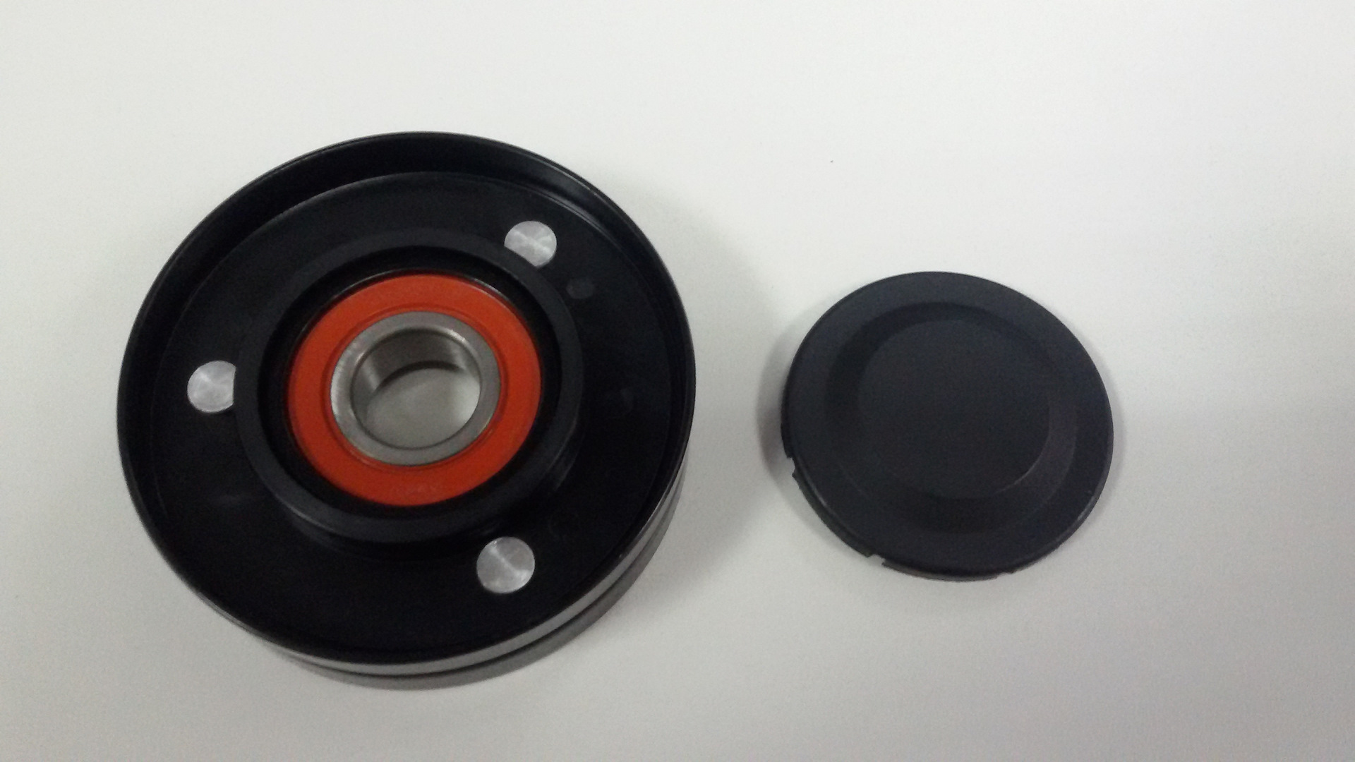 Замена обводного ролика поликлинового ремня. — Audi A4 (B5), 1,8 л ...