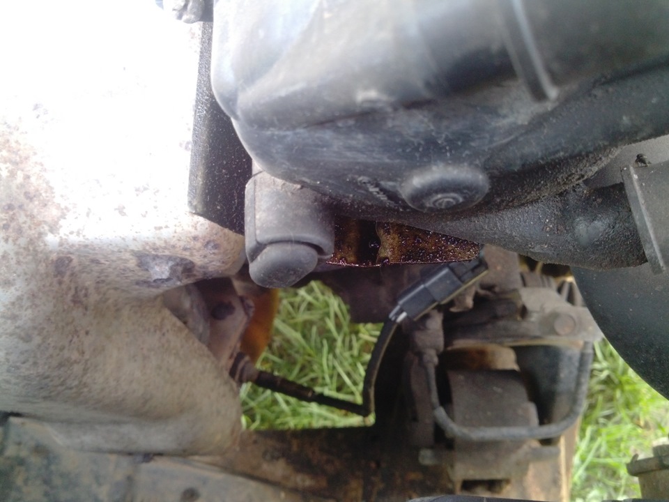 Замена сальников трамблера S5. — Mazda 626 IV (GE), 1,8 л, 1994 года ...