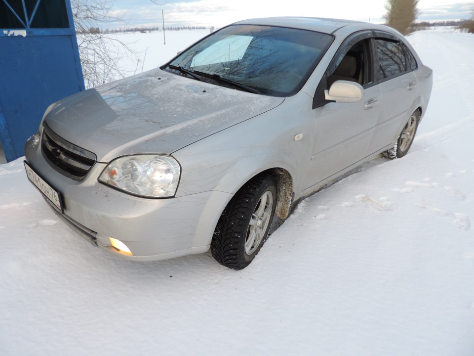 Chevrolet Lacetti седан зимой