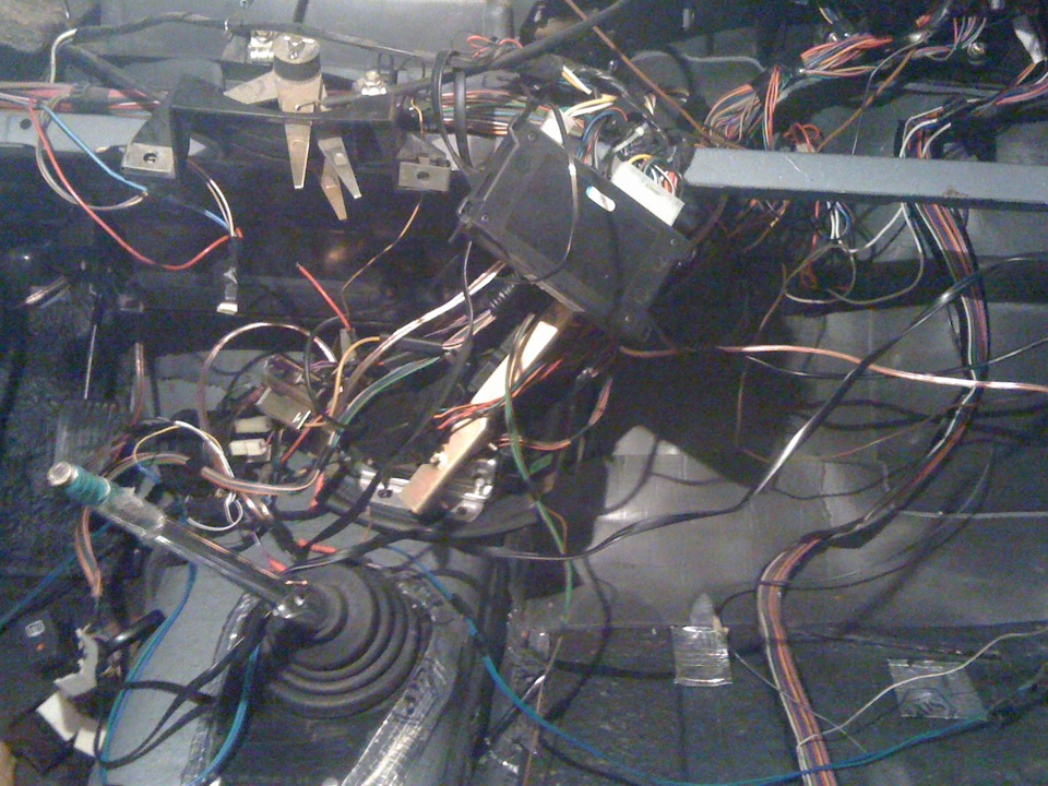 ШУмка за торпедой или полный пи…часть1-начало — Lada 2107, 1,5 л, 2007 ...