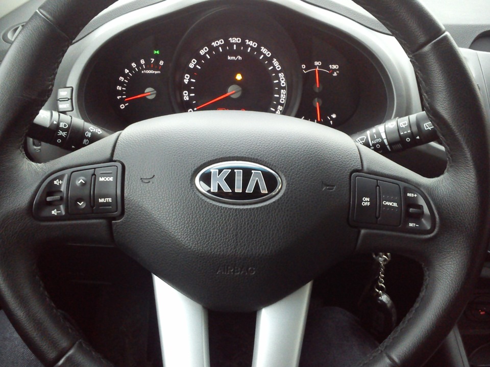 Kia Sportage 2012 руль