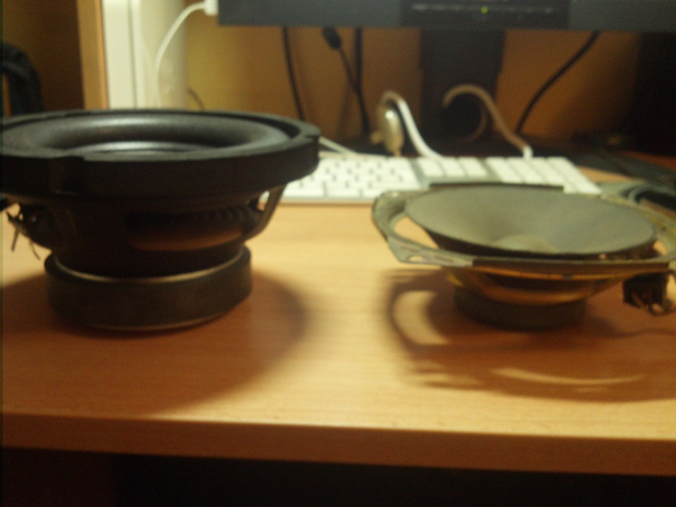 Динамики в дверь — Mitsubishi Delica (L400), 2,4 л, 1997 года ...