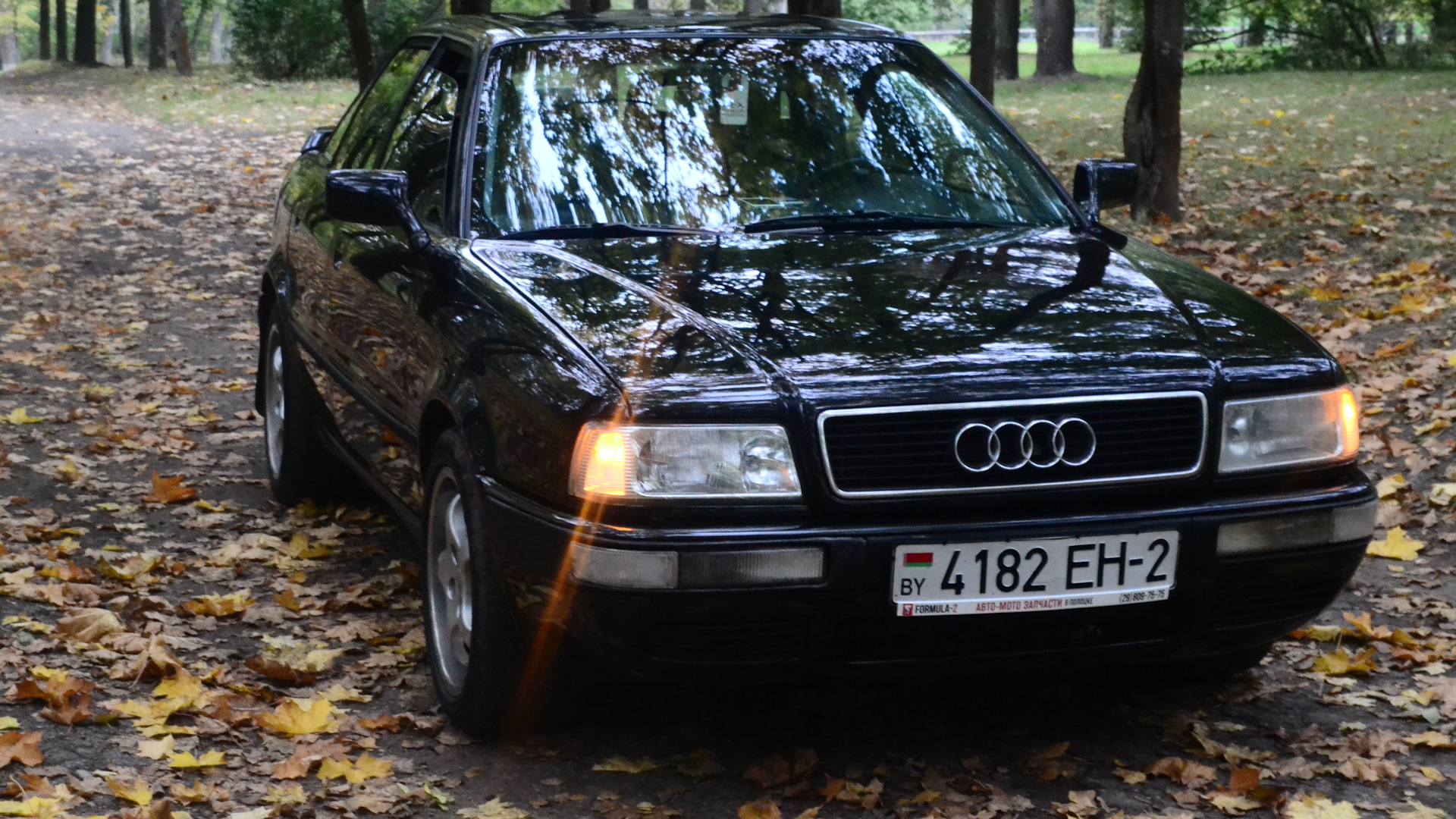 Купить ауди б4 в белоруссии. Audi 80 b4. Audi 80 b4 1996. Ауди 80 б4 черная. Ауди 80 b4 черная.