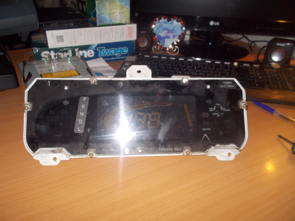 Переделка приборной панели — Nissan Liberty, 2 л, 1999 года | тюнинг ...