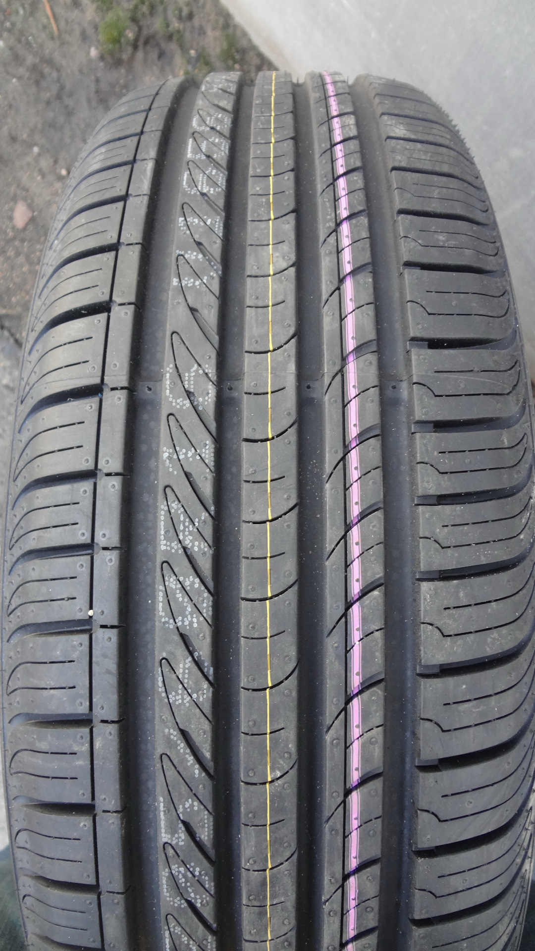 Roadstone eco blue. Roadstone eco blue. Roadstone 185/60/14 nblue eco 82h лето. Белшина artmotion all seasons. Roadstone nblue eco 175/65 r14 82h.