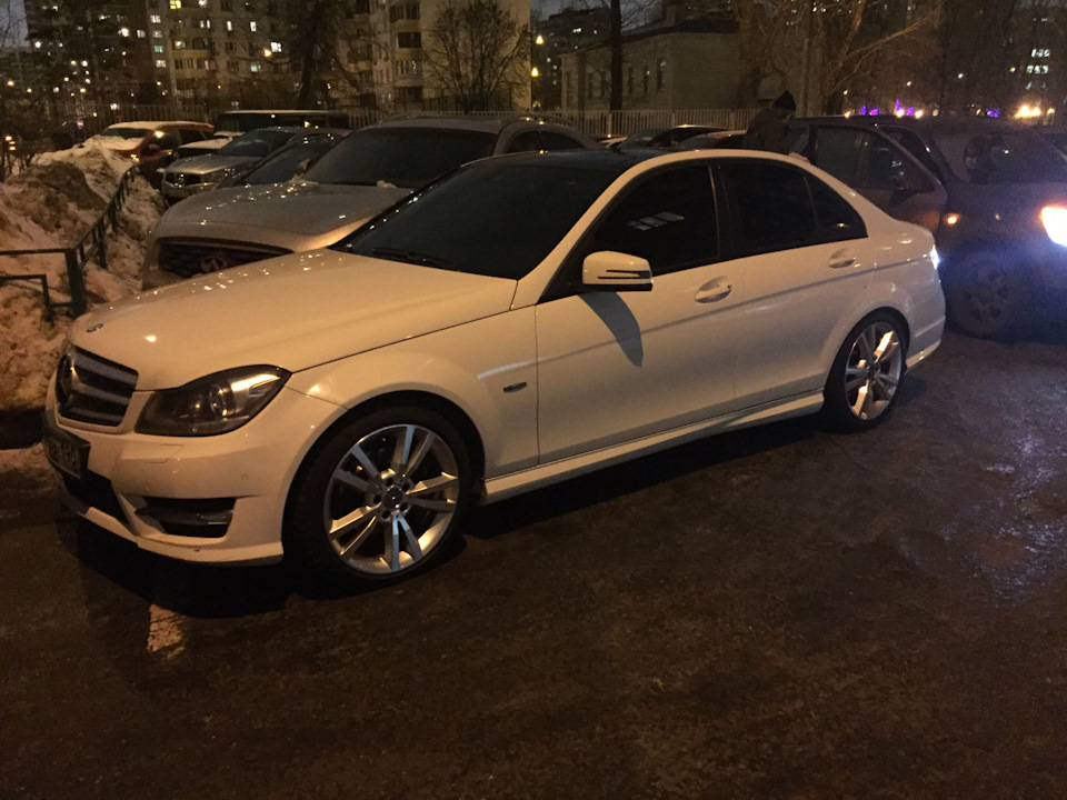 Фото в бортжурнале Mercedes-Benz C-Class (W204)