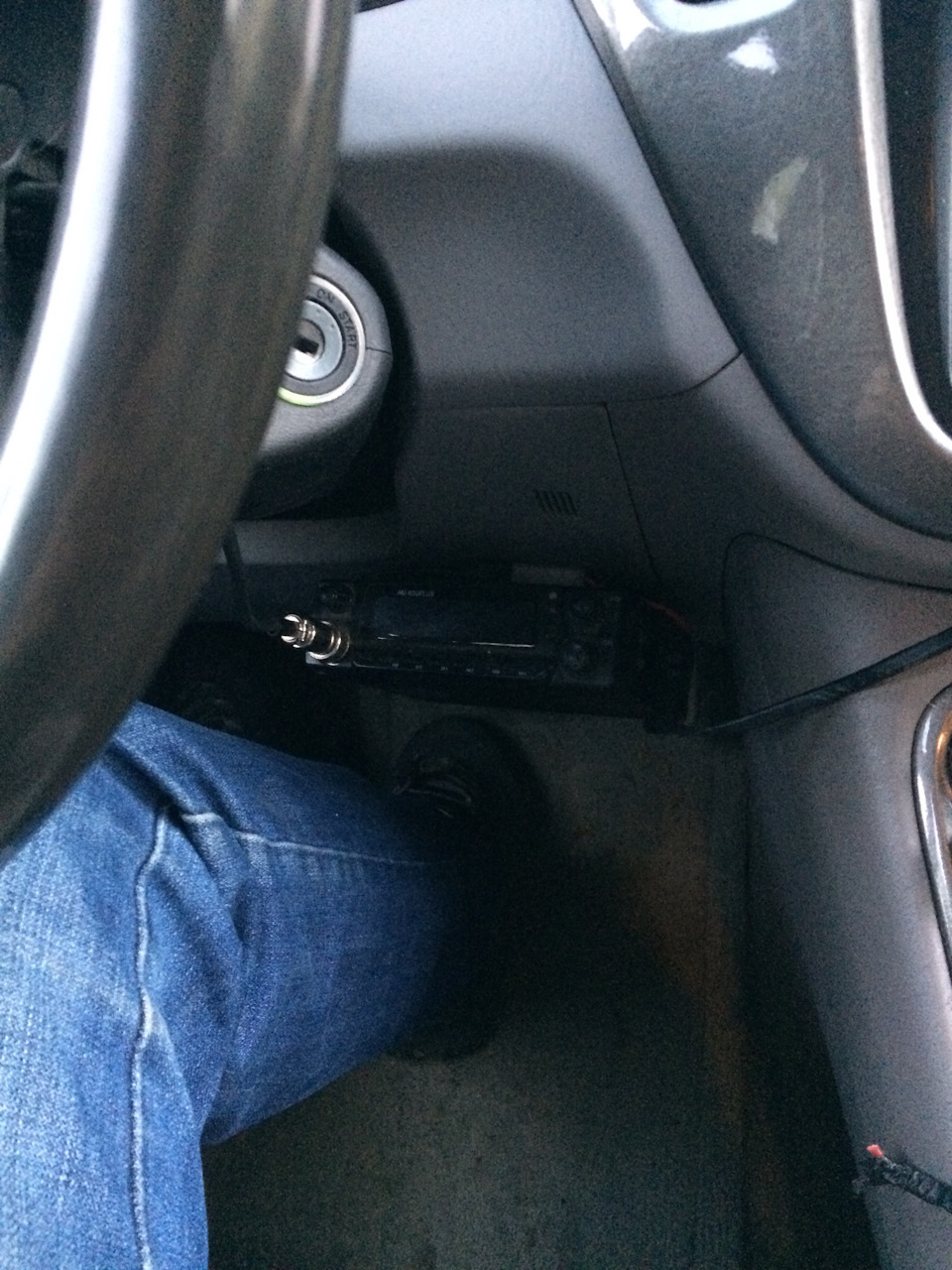 Установка рации — Toyota Highlander (XU20), 3 л, 2002 года | аксессуары ...